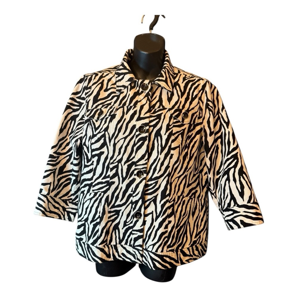 Chico's  Women's Size 2 (Ladies‎ 12) Zebra Black & White Print Jacket Button Up - Picture 2 of 14